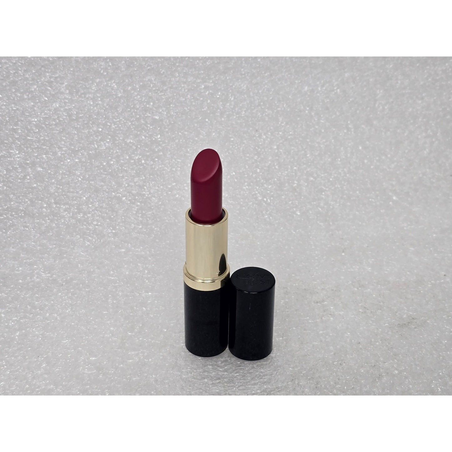 Estee Lauder Pure Color Envy Matte Sculpting Lipstick 220 Unattainable