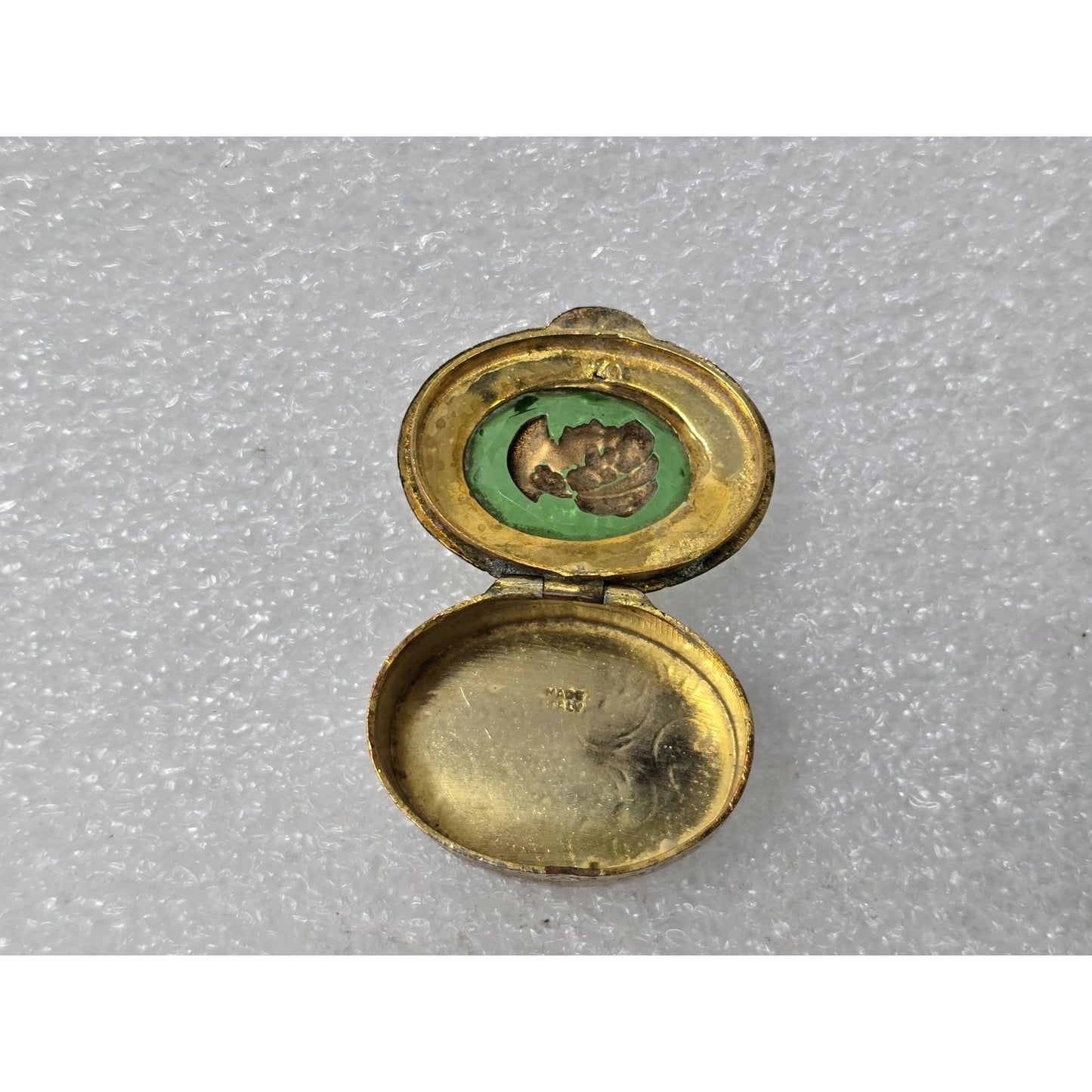 Vintage Italian Cameo Pill Box Green Glass Cameo Gold Tone Trinket Box Italy
