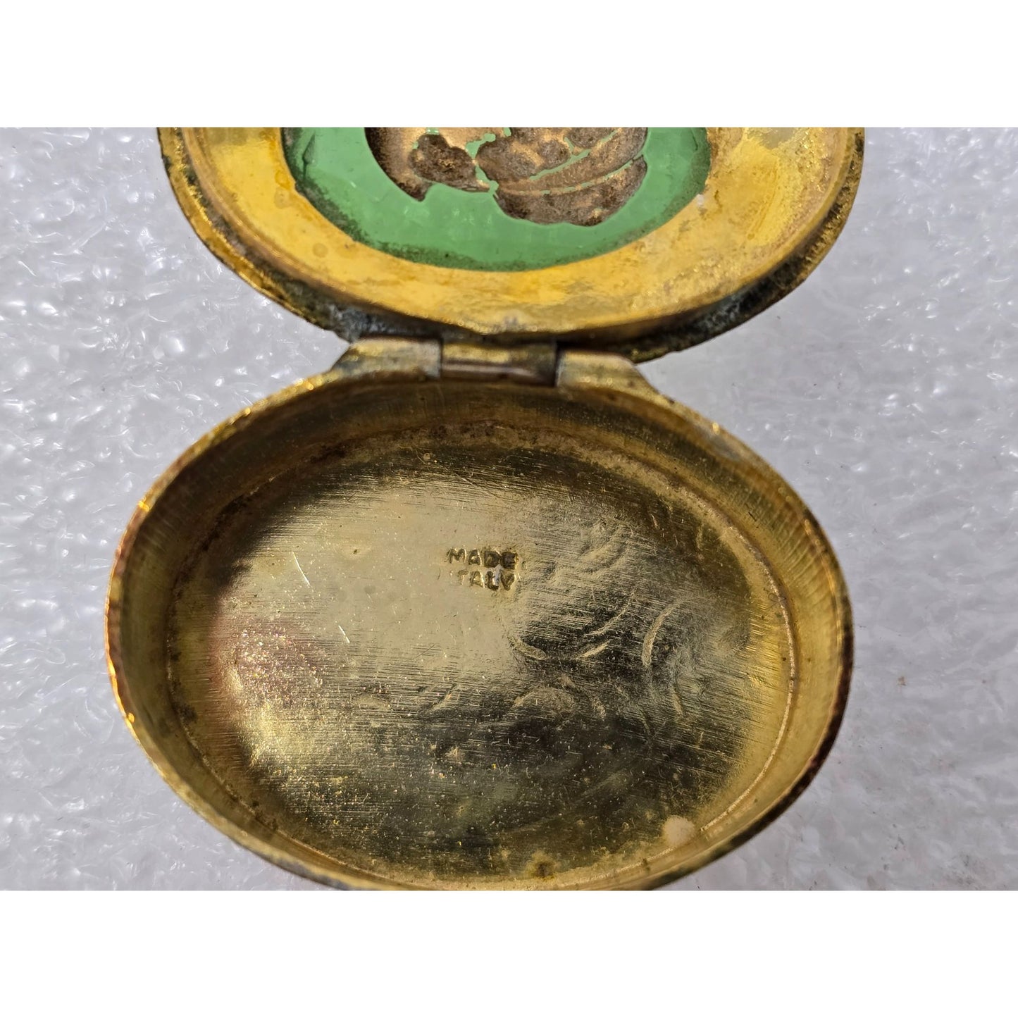 Vintage Italian Cameo Pill Box Green Glass Cameo Gold Tone Trinket Box Italy