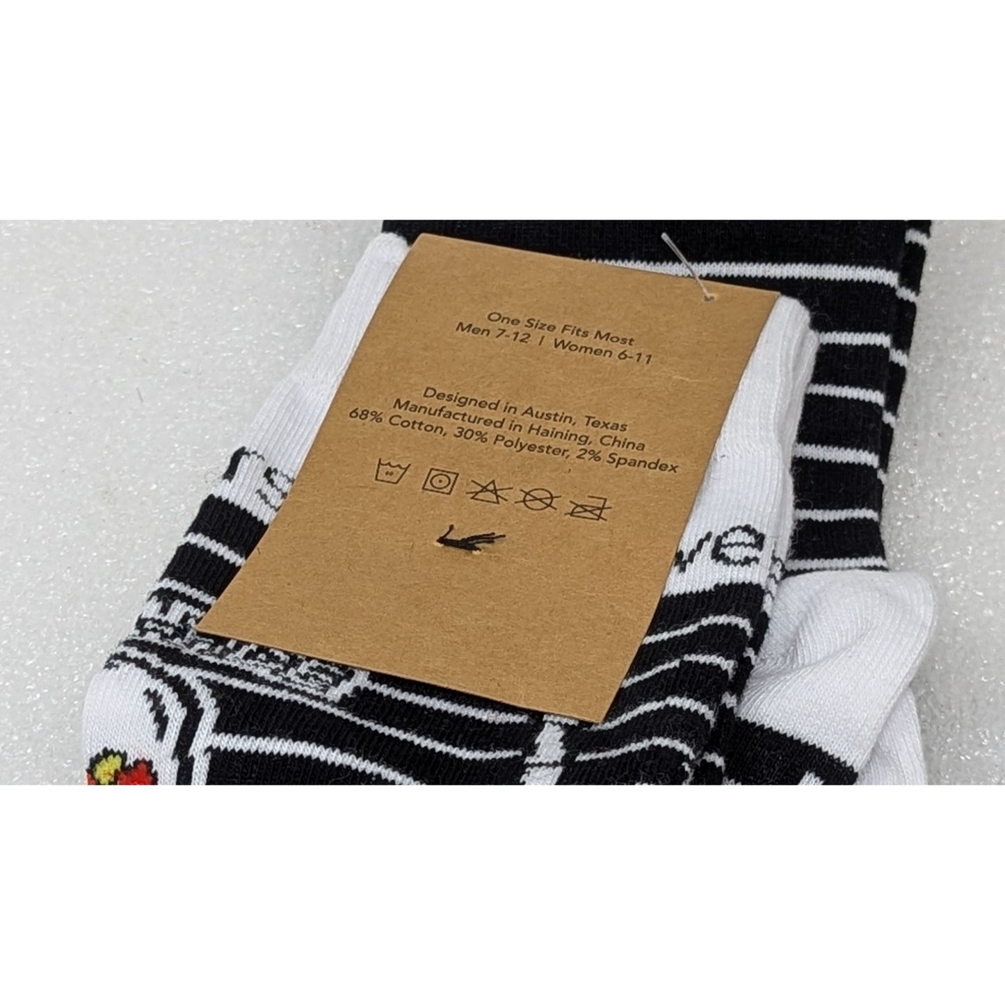 Versiti Skull Skeleton Halloween Bone Unisex Crew Socks Bone-A-Fied Donor