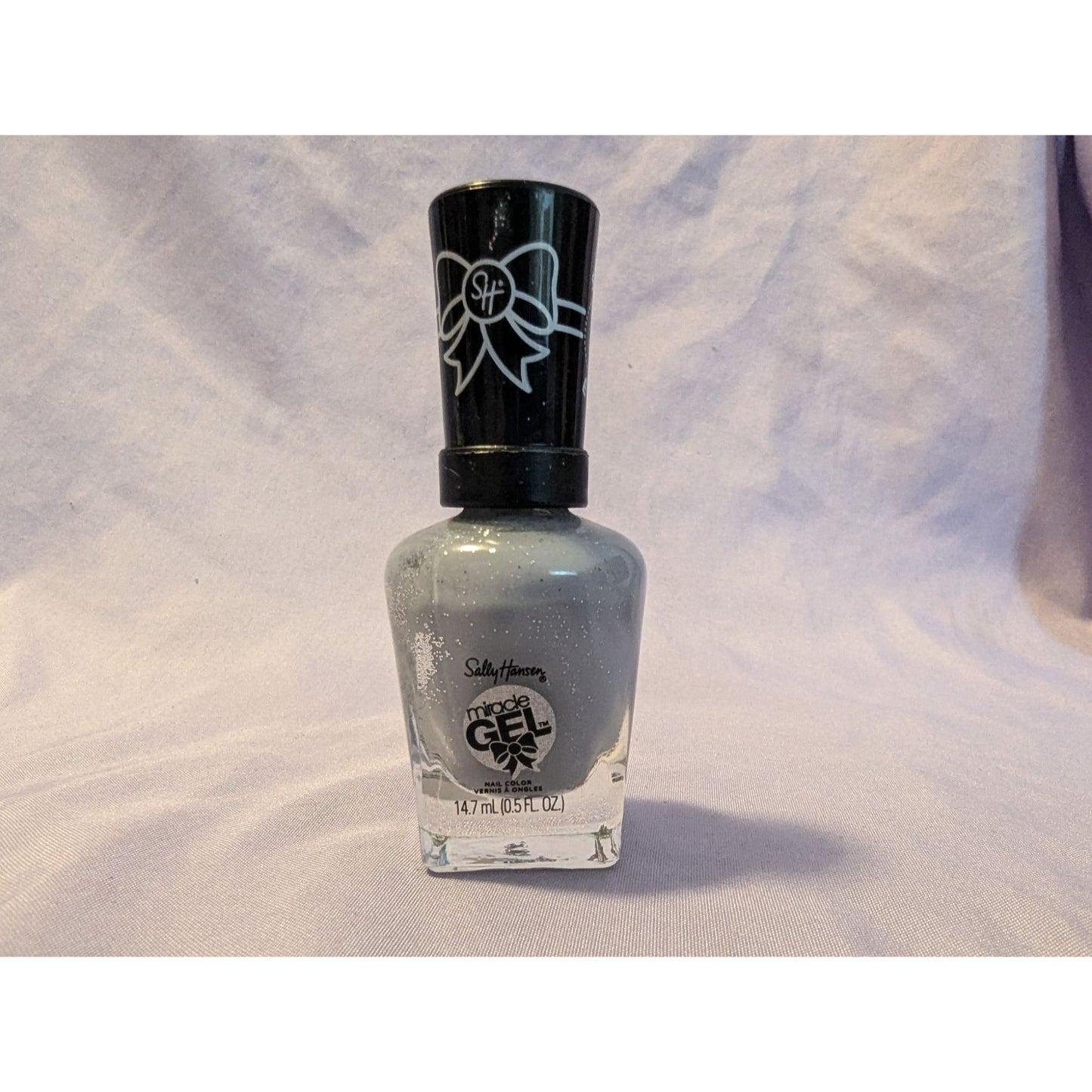 Sally Hansen Miracle Gel Nail Polish Gift For Blue 901 Step 1