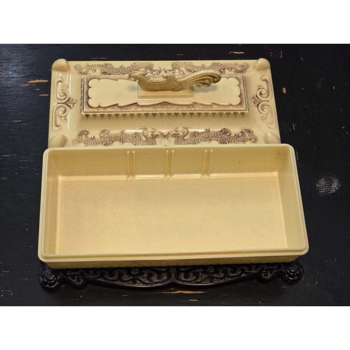 Vintage Alden Plastic Celluloid Chinese Dragon Jewelry Trinket Box Faux Ornate