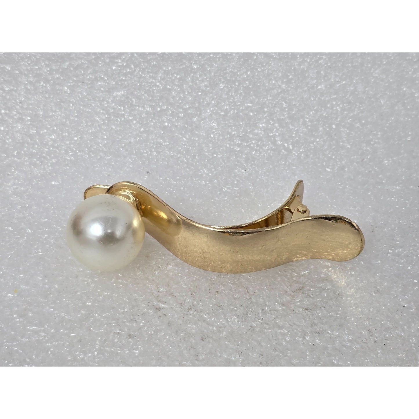 Gold-Tone Hair Clip With Faux Pearl Accent Elegant Design For Women French Style