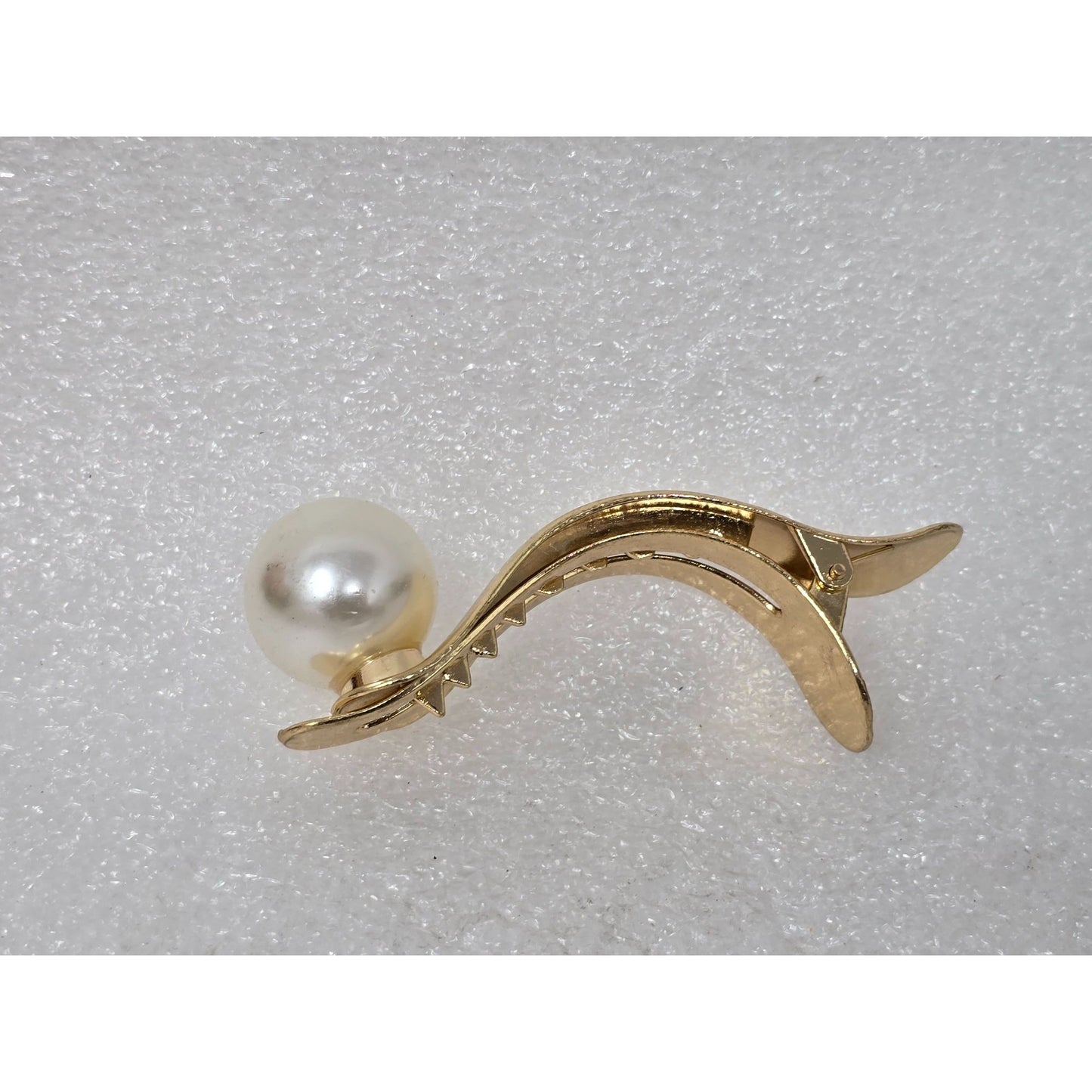Gold-Tone Hair Clip With Faux Pearl Accent Elegant Design For Women French Style