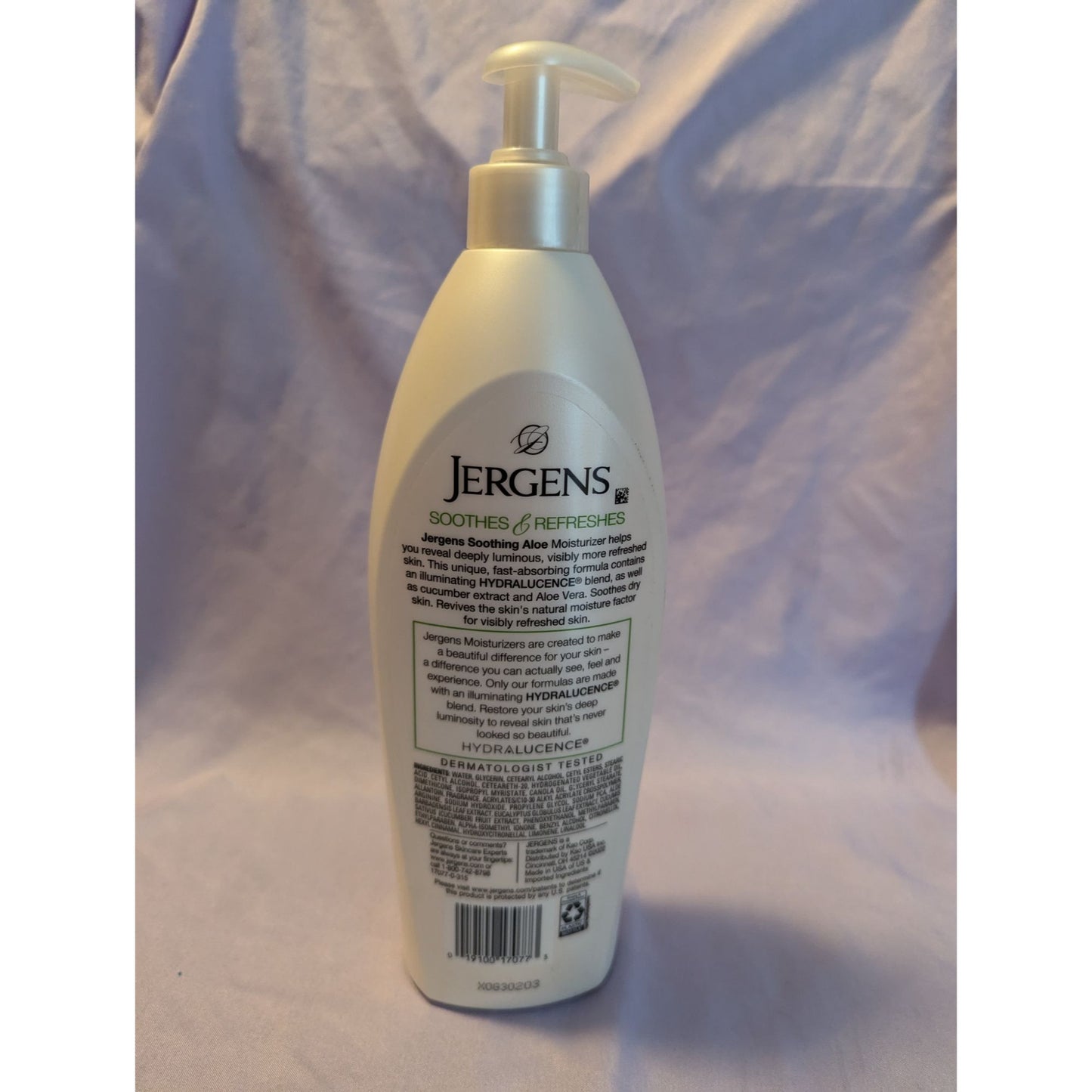 Jergens Soothing Aloe Moisturizer With Cucumber Extract & Aloe Vera 21 Oz Pump