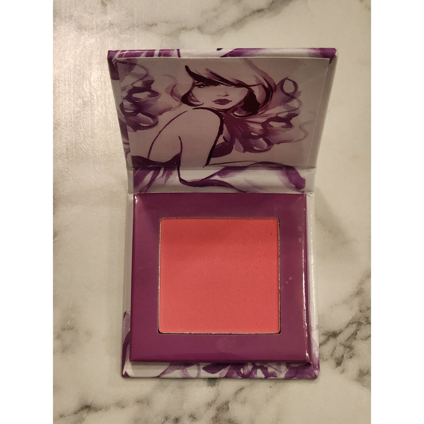 Sophie Glam Rose Buildable & Blendable Blush By Ioni Cosmetics