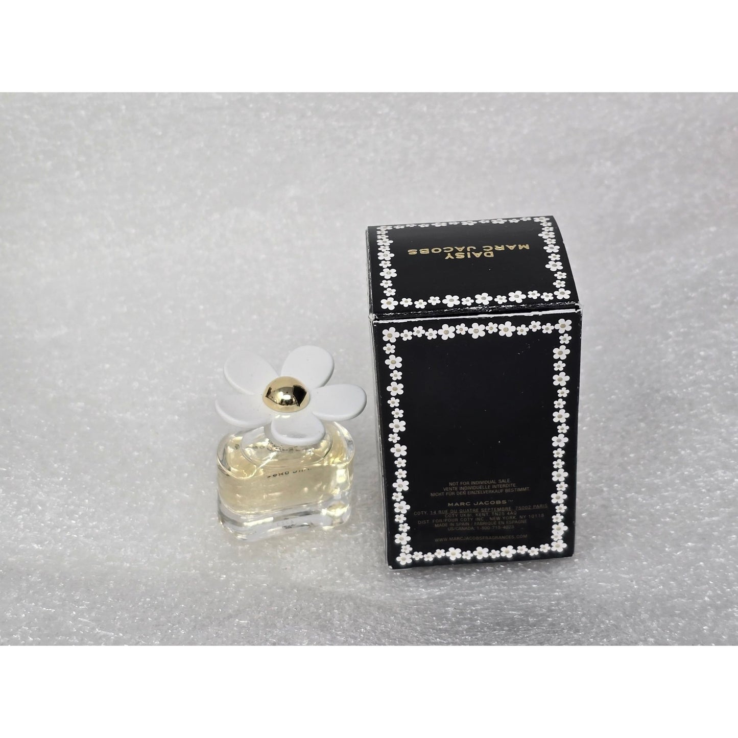Marc Jacobs Daisy Eau De Toilette Mini Perfume .13 Oz New In Box