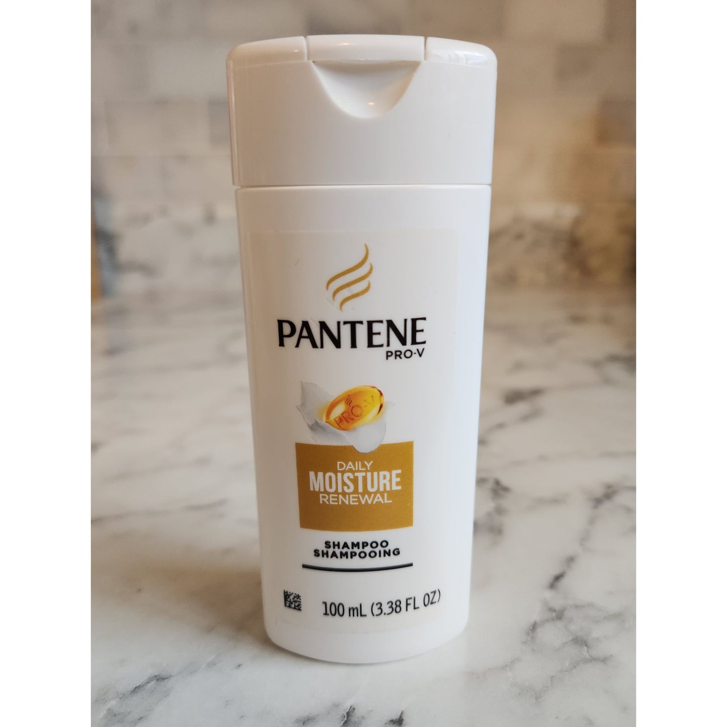 Pantene Pro-V Daily Moisture Renewal Shampoo 3.38 Fl Oz Travel Size