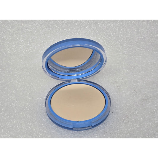 Covergirl Clean Matte Pressed Powder 510 Classic Ivory Oil Control Compact