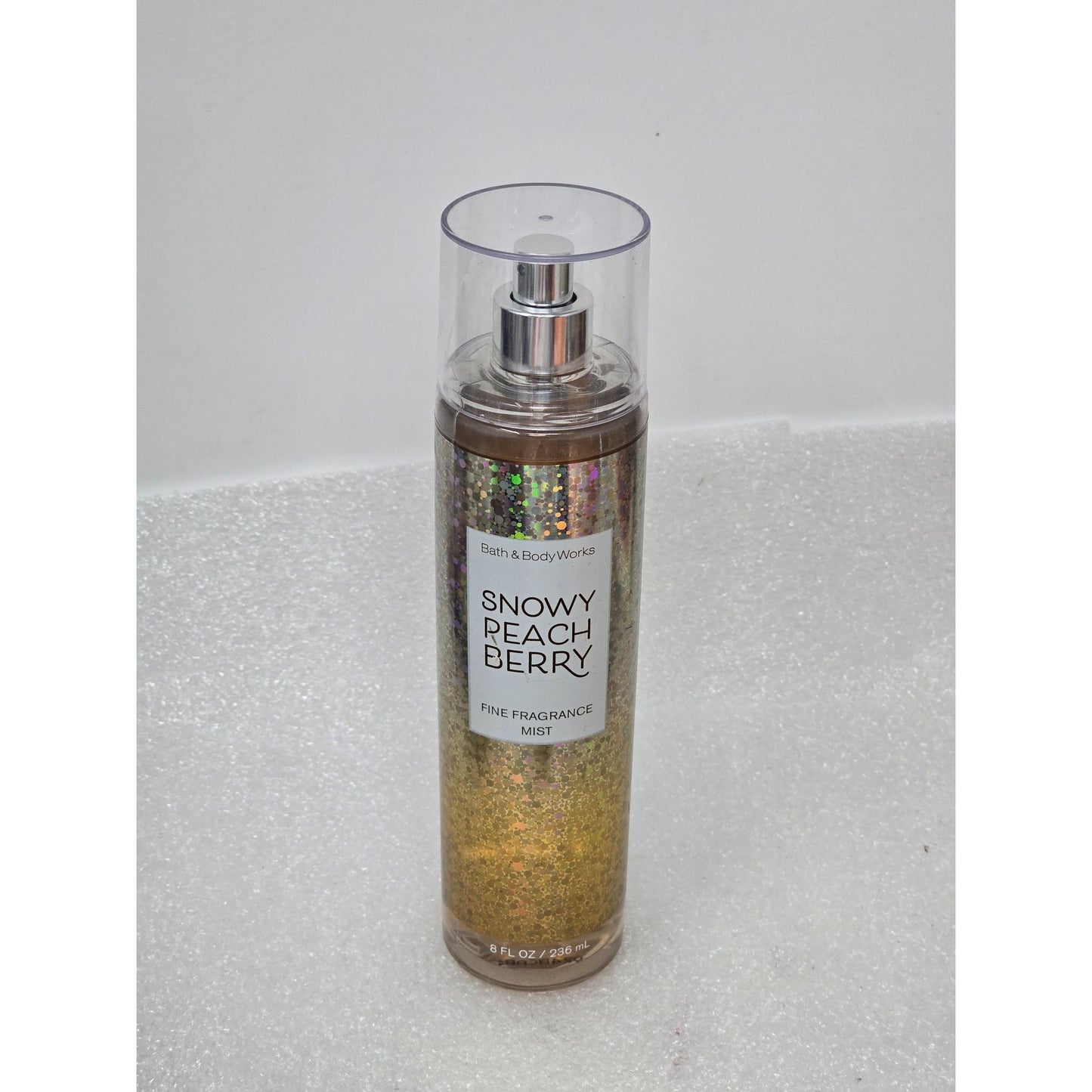 Bath & Body Works Snowy Peach Berry Fine Fragrance Mist 8 Fl Oz