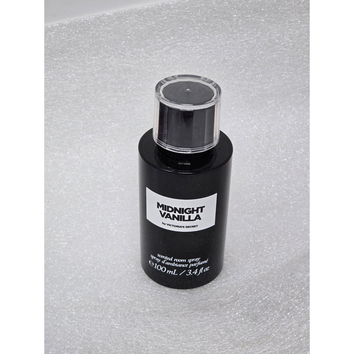 Midnight Vanilla Scented Room Spray By Victoria's Secret 100 ml / 3.4 oz