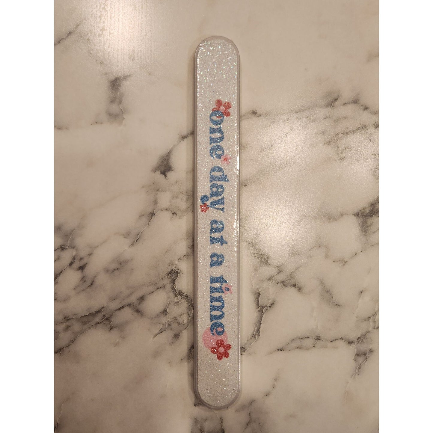 One Day At A Time Nail File By Diamond Cosmetics - Glitter Finish