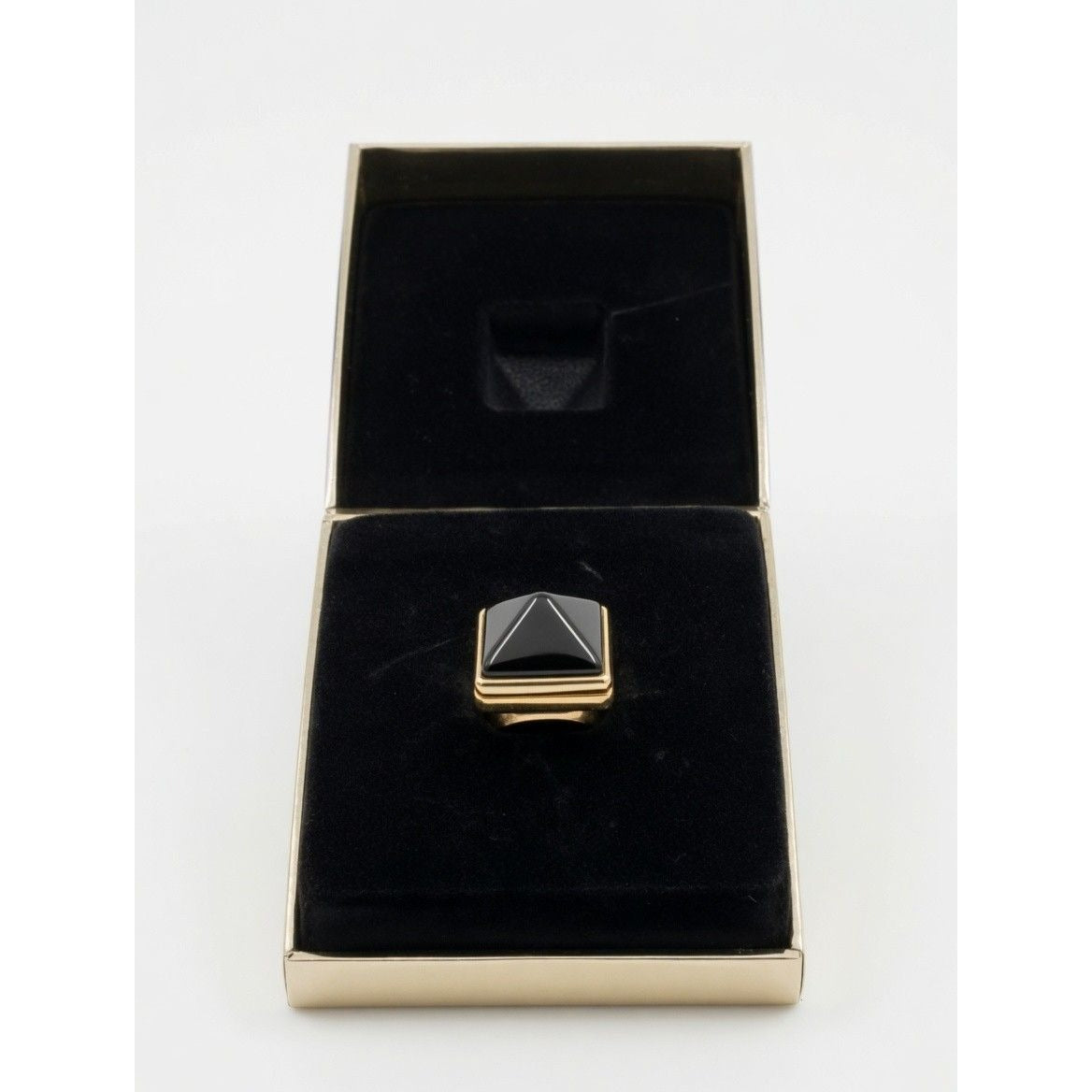 Victoria's Secret Fearless Fragrance Ring Solid Perfume Black Currant Iris