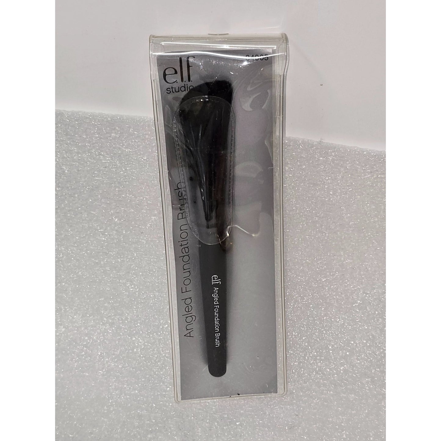 Elf Studio Angled Foundation Brush 84005
