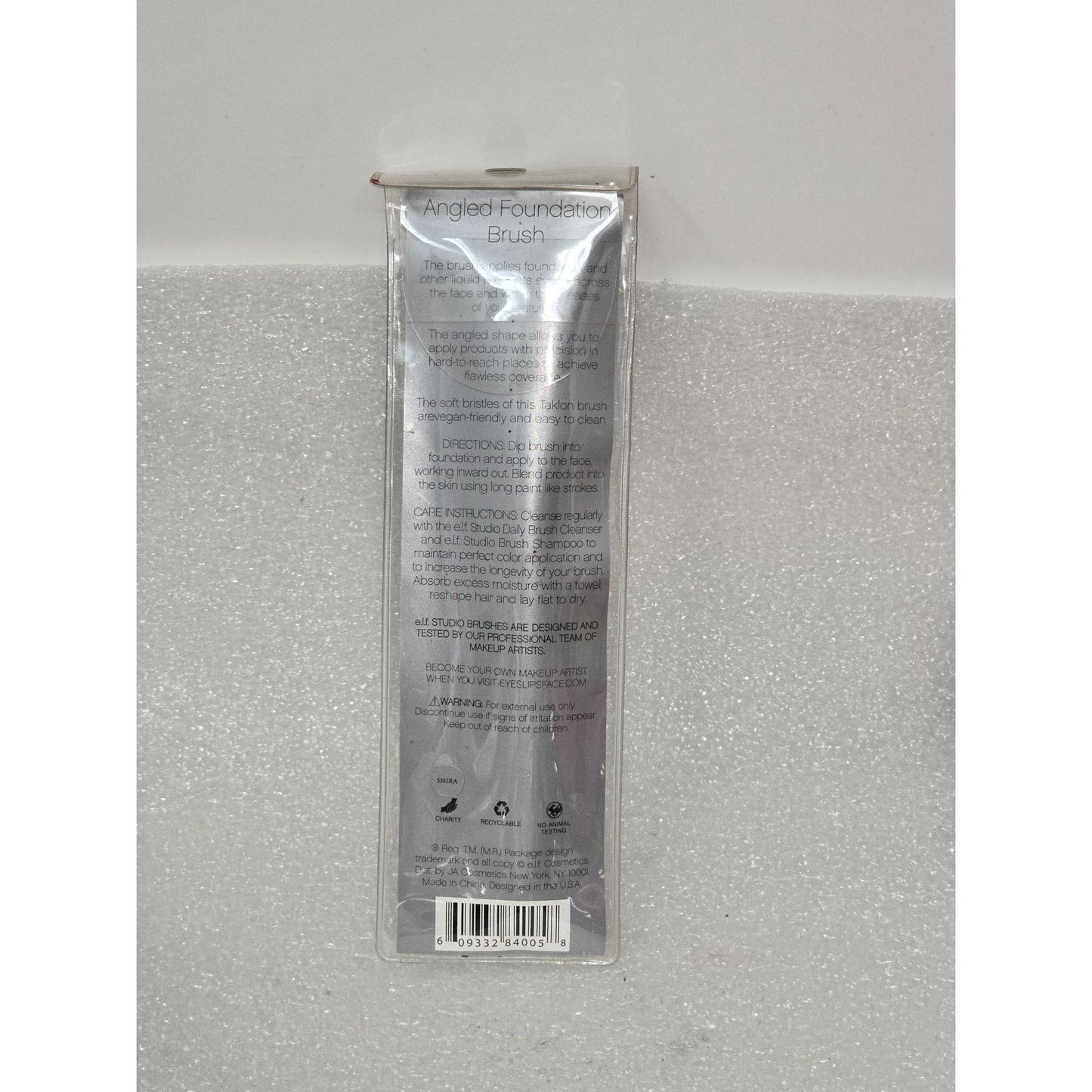 Elf Studio Angled Foundation Brush 84005