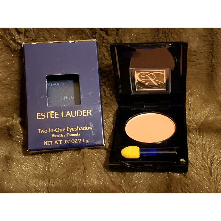 Estee Lauder Two In One Eyeshadow Wet/Dry Formula #06 Blossom