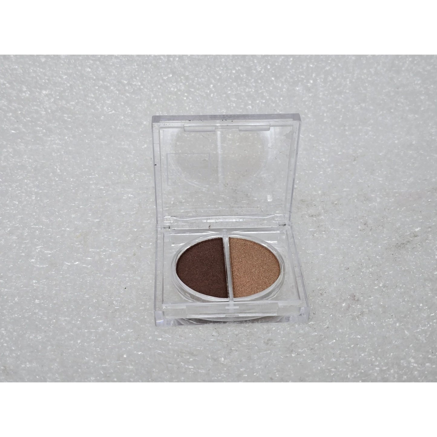 M2U NYC Eyeshadow Duo Cobble Hill 2 Shades Compact Case Professional Makeup