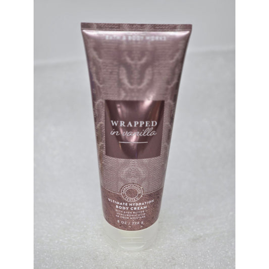 Bath & Body Works Wrapped In Vanilla Ultimate Hydration Body Cream 8 Oz