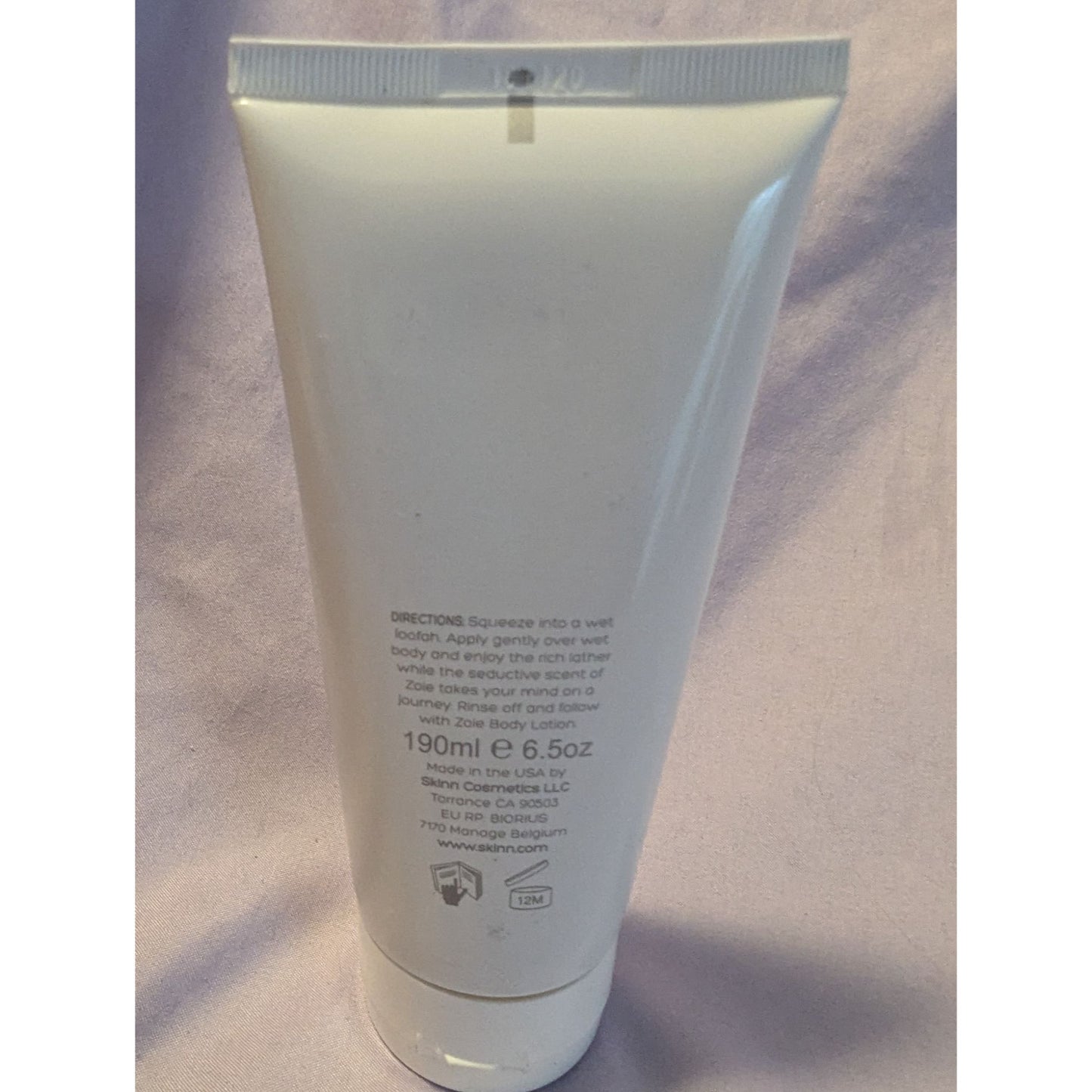 Skinn Zoie Body Wash Gel Douche 6.5 Oz 190ml Gentle Cleanser Refreshing Scent