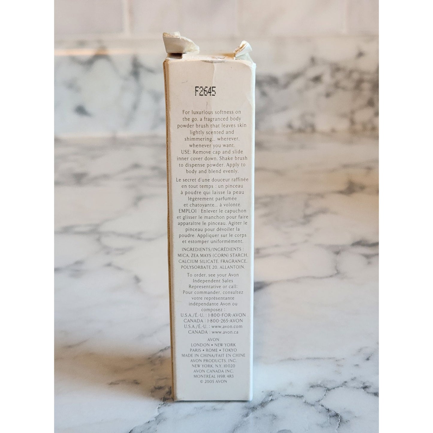 Rare Pearls Shimmering Body Powder Brush 2g Avon