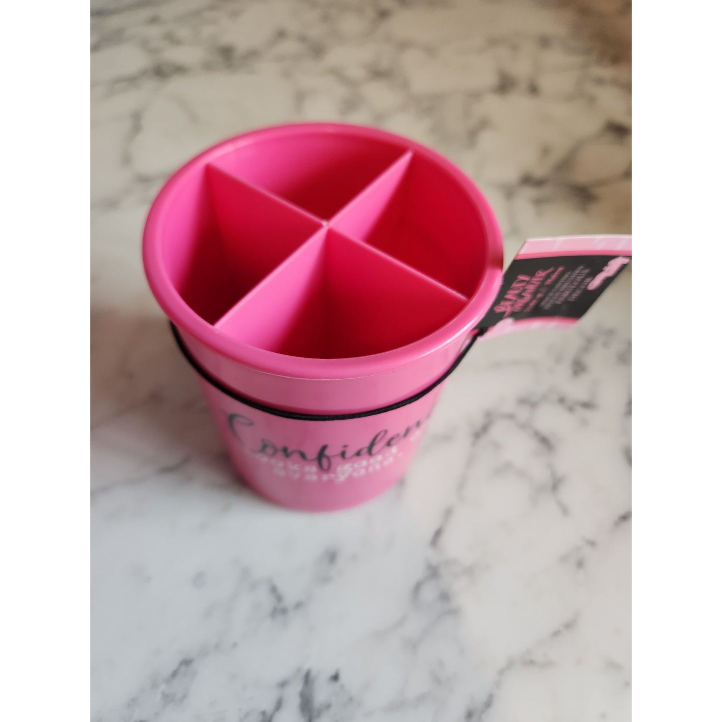 Pink Beauty Organizer With Confidence Looks Good On Everyone Quote