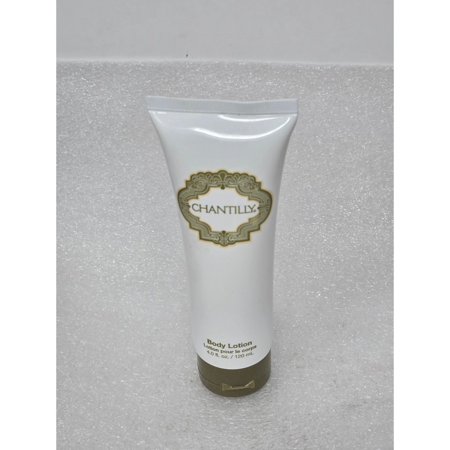 Dana Chantilly Body Lotion 4 Fl Oz Hydrating Moisturizer For Soft & Smooth Skin