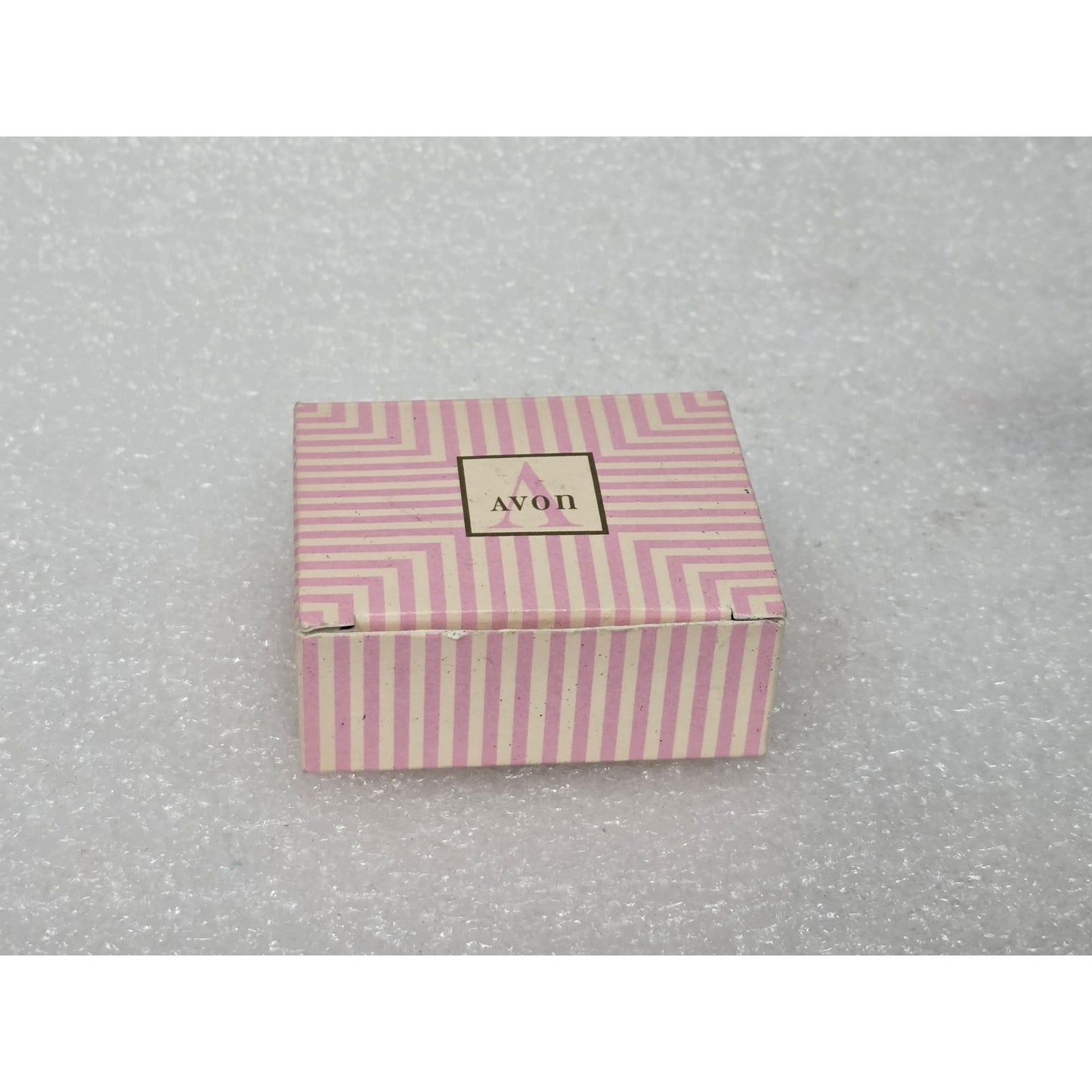 Avon Better Breast Care Pink Ribbon Pin Gold Tone With Box Vintage 1994