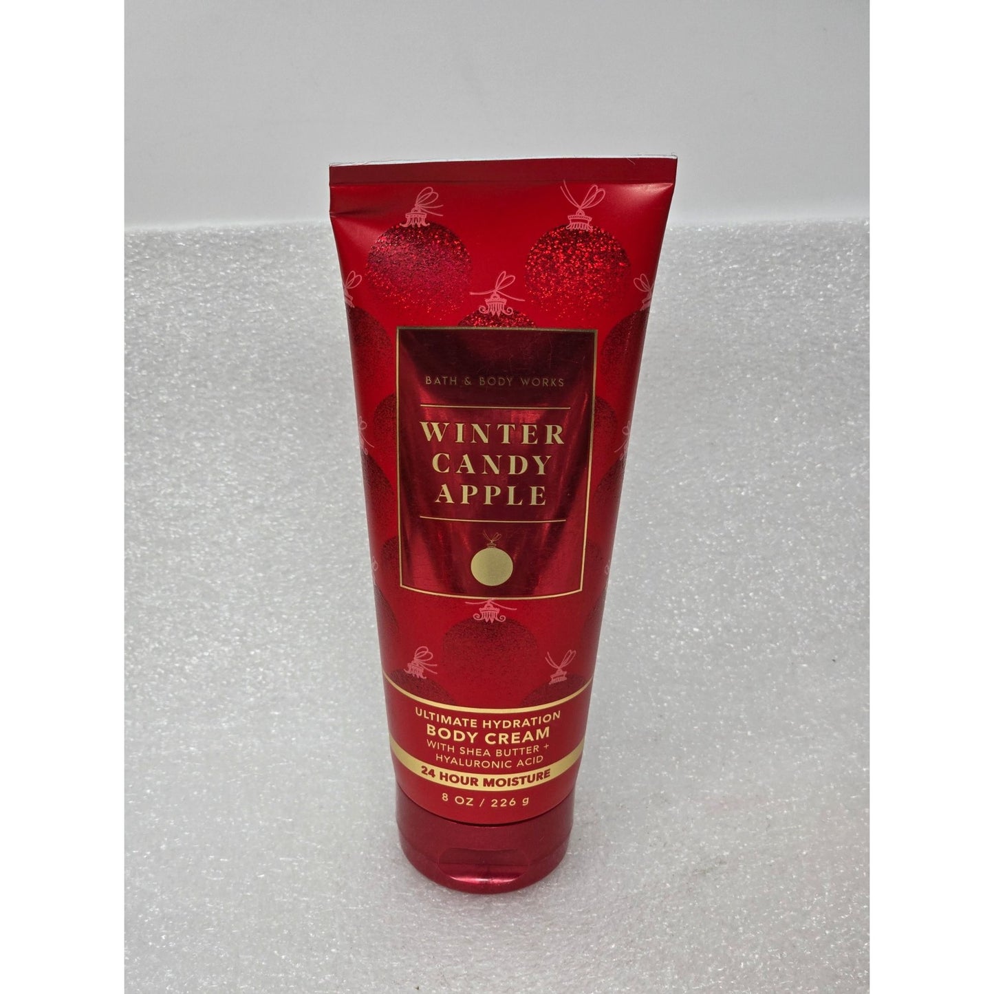 Bath & Body Works Winter Candy Apple Ultimate Hydration Body Cream 8 Oz