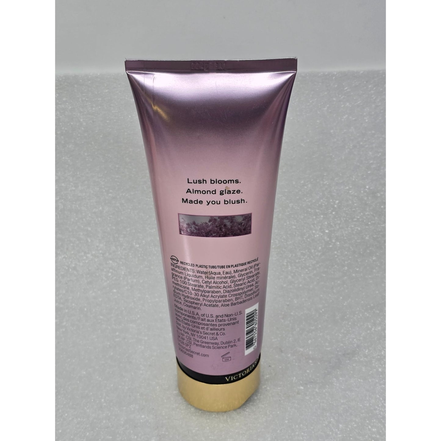 Victoria's Secret Velvet Petals Fragrance Lotion 236ml / 8 Fl Oz