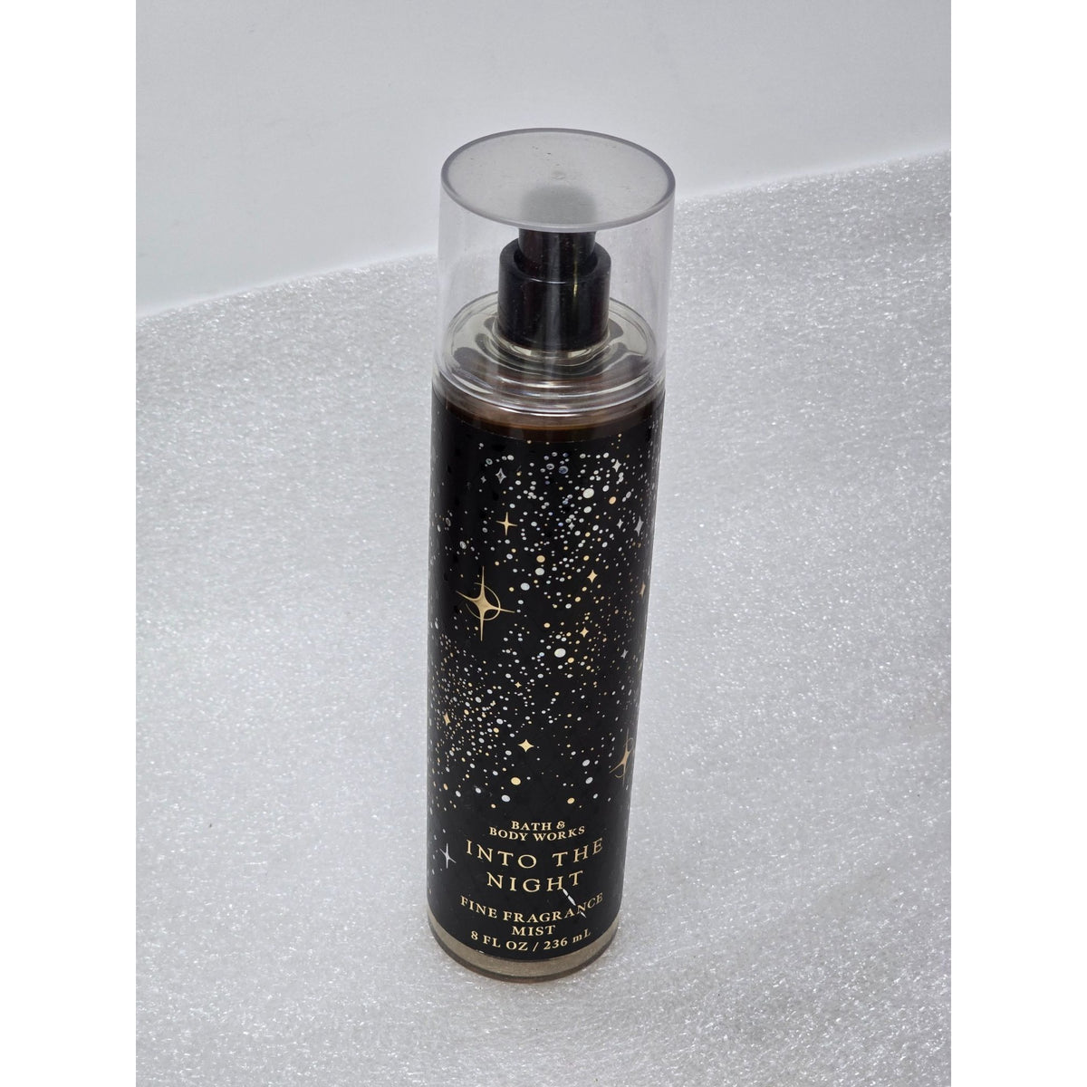 Bath & Body Works Into The Night Fine Fragrance Mist 8 Fl Oz / 236 mL