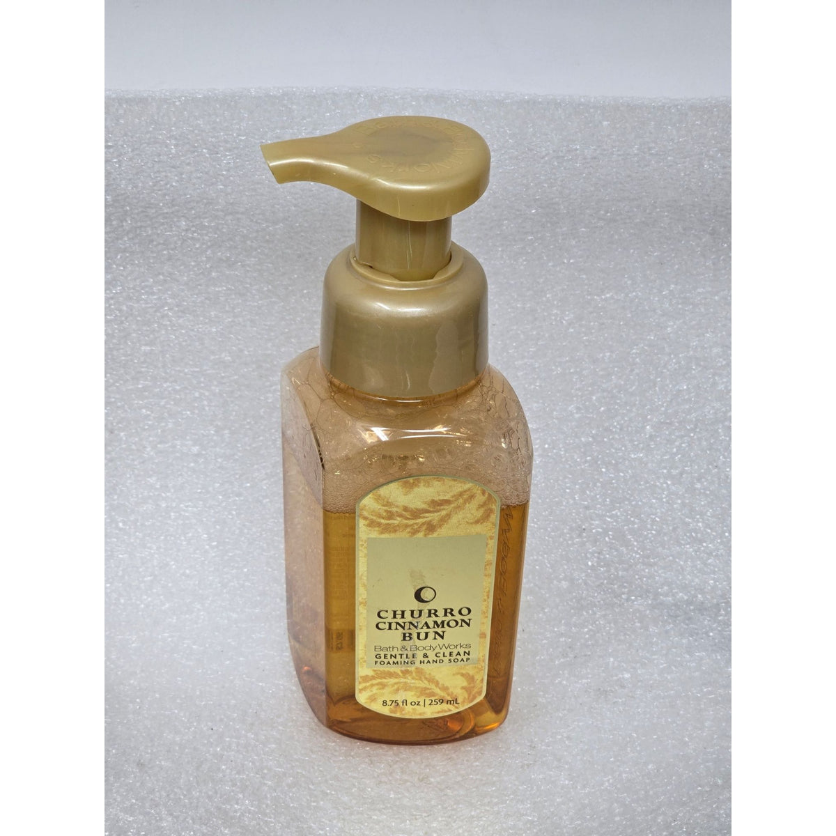 Churro Cinnamon Bun Gentle & Clean Foaming Hand Soap 8.75 Oz Bath & Body Works
