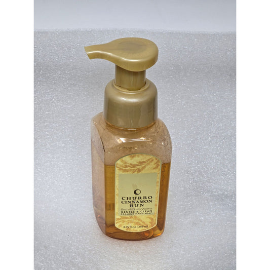 Churro Cinnamon Bun Gentle & Clean Foaming Hand Soap 8.75 Oz Bath & Body Works