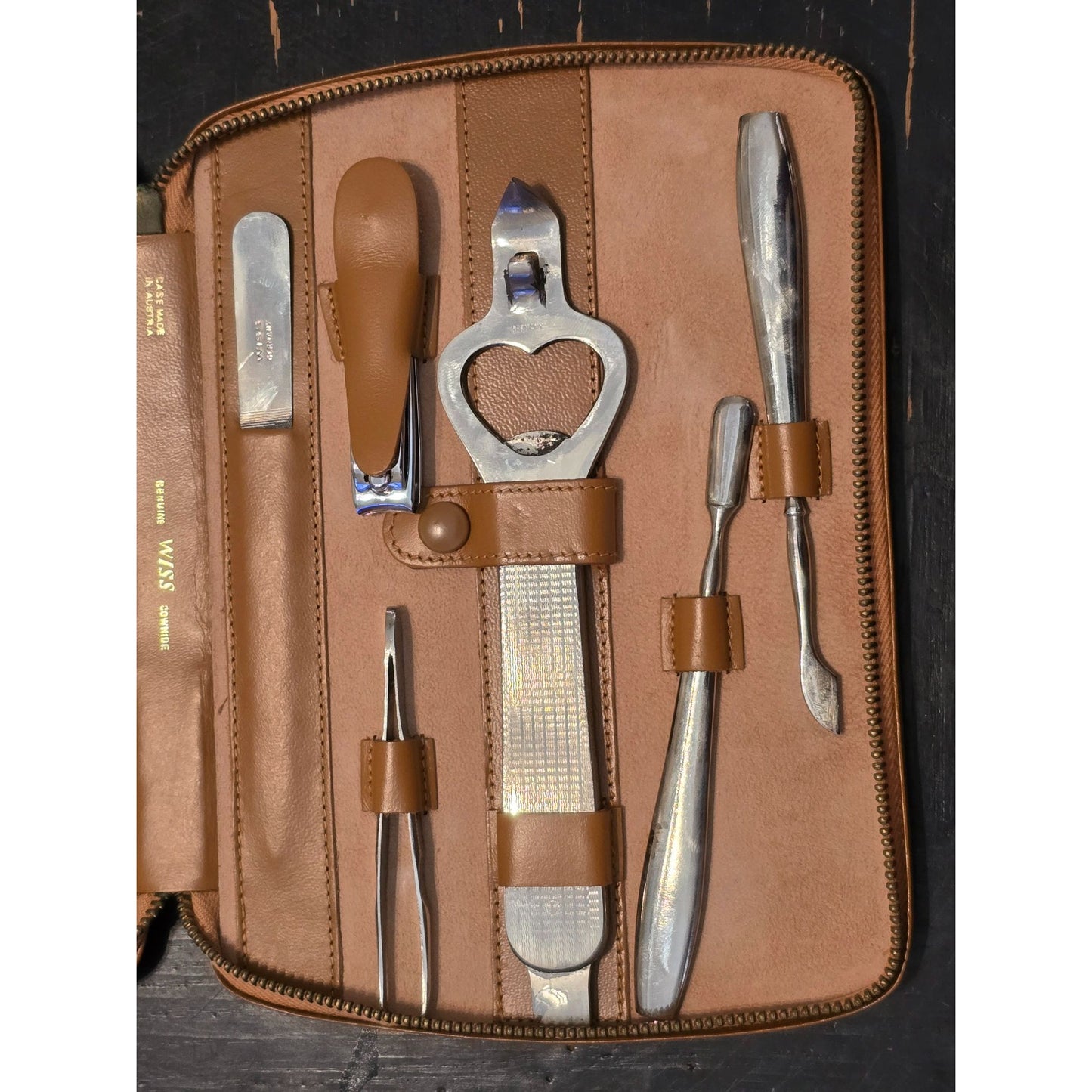 Vintage Wiss Grooming Manicure Pedicure Set Brown Zip Genuine Cowhide Case 9 Pc