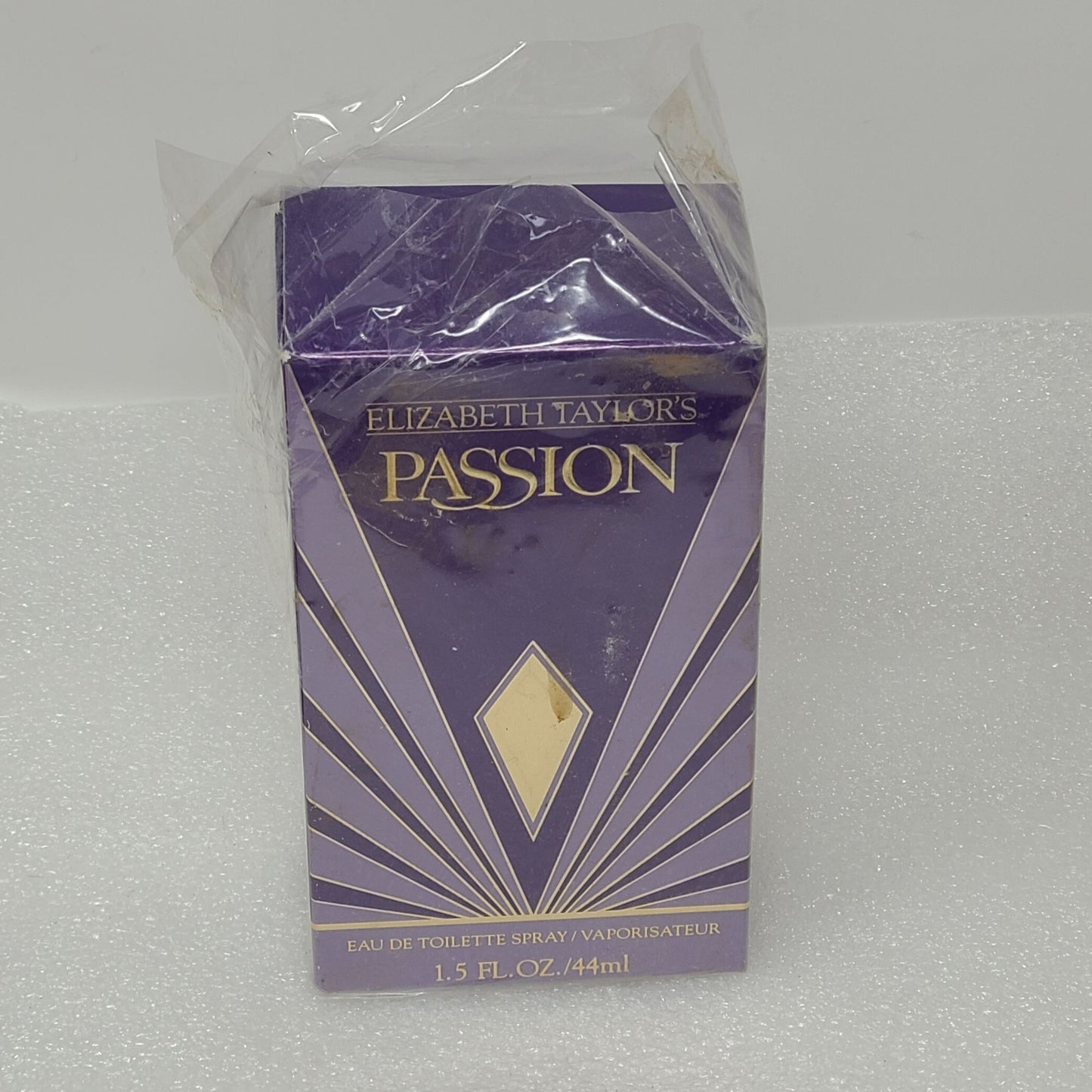 Vintage Elizabeth Taylor's Passion Perfume 1.5 oz Eau De Toilette Spray